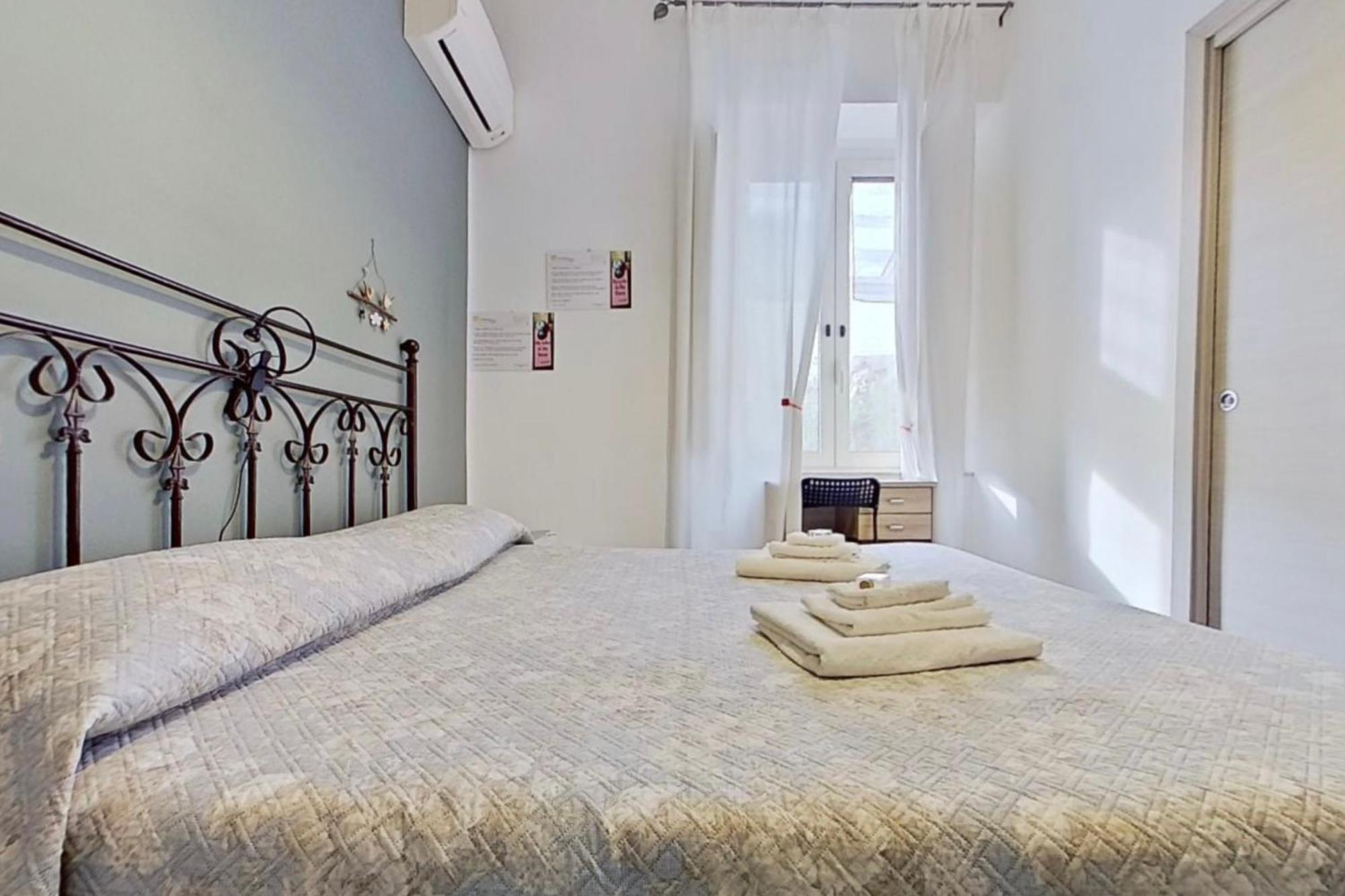 Il Giardino Di Vico Neve Bed & Breakfast Napoli Bagian luar foto