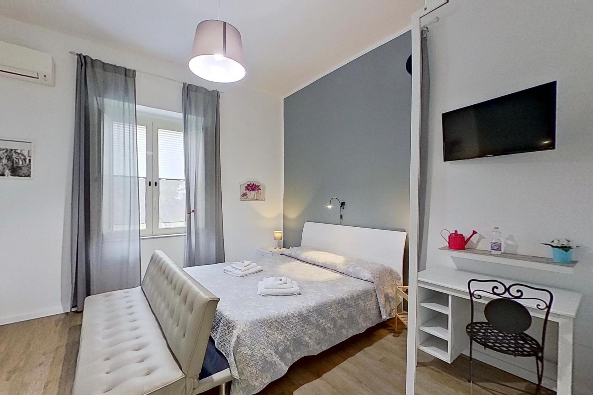Il Giardino Di Vico Neve Bed & Breakfast Napoli Bagian luar foto