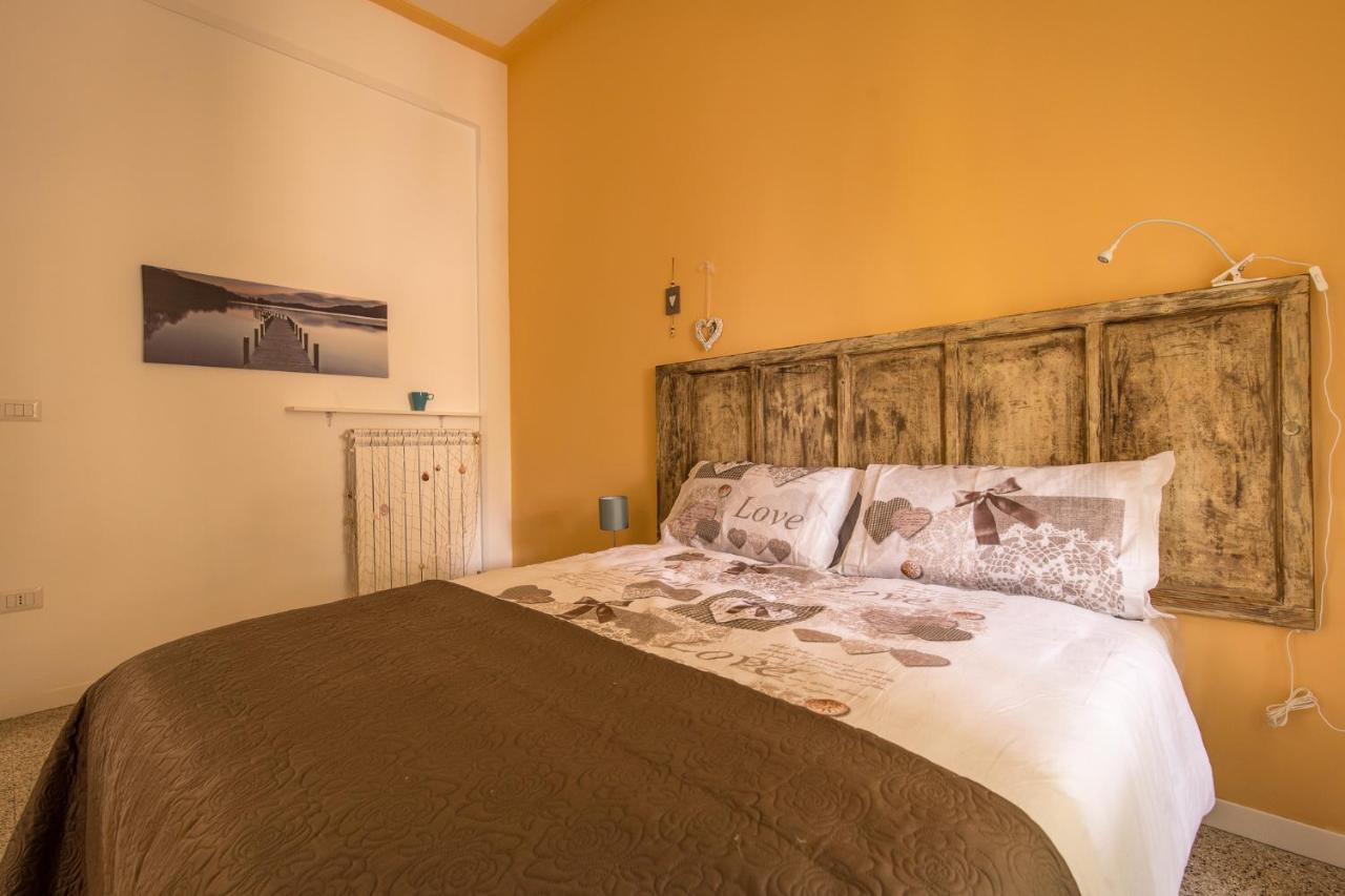 Il Giardino Di Vico Neve Bed & Breakfast Napoli Bagian luar foto