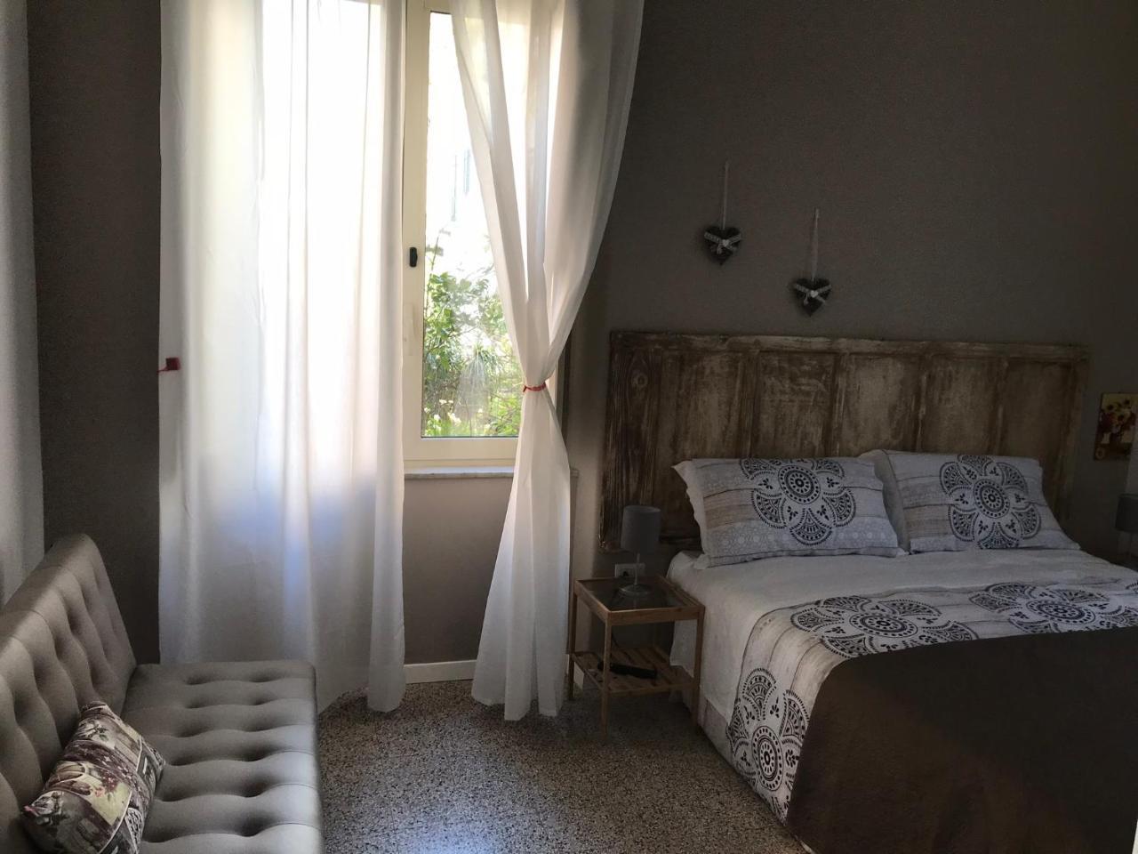Il Giardino Di Vico Neve Bed & Breakfast Napoli Bagian luar foto