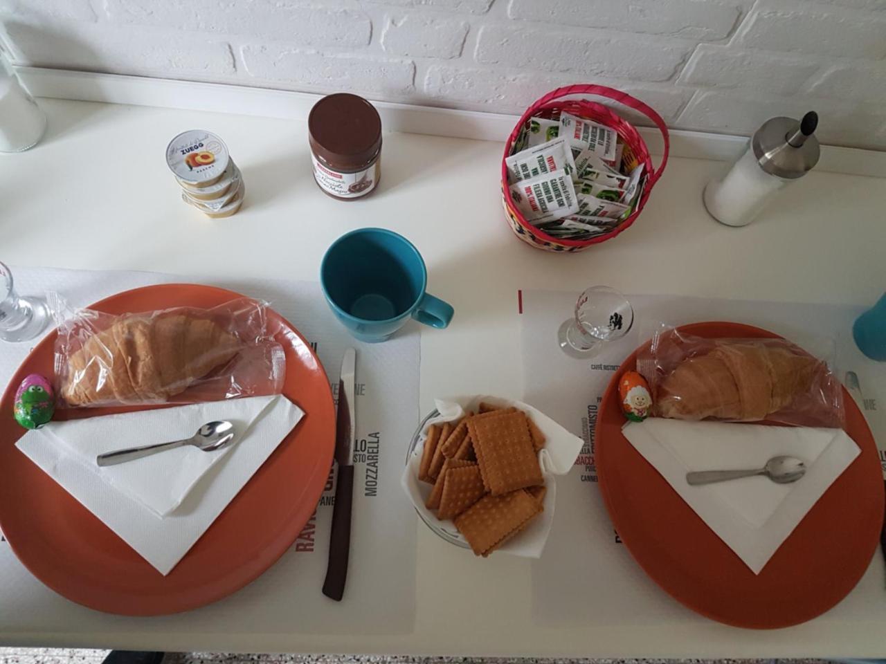 Il Giardino Di Vico Neve Bed & Breakfast Napoli Bagian luar foto